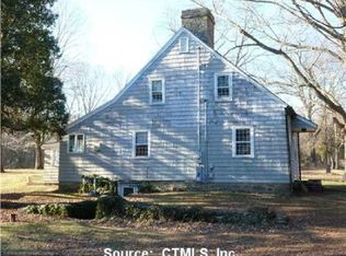 241 Elm St, Guilford, CT 06437