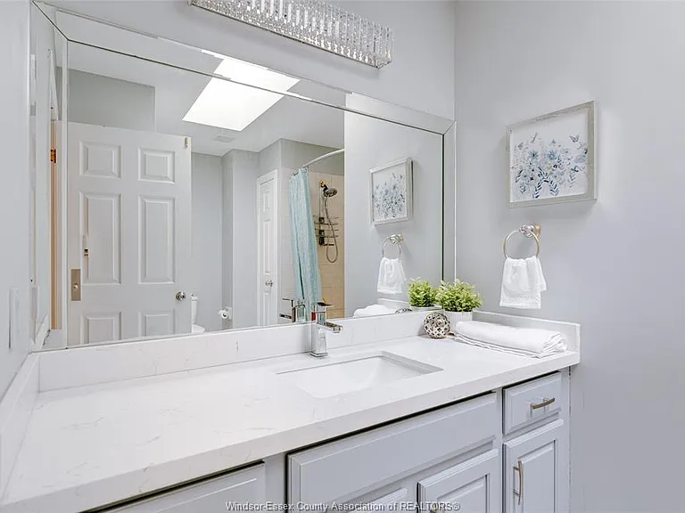 824 Lake Trail Dr — Photo 25