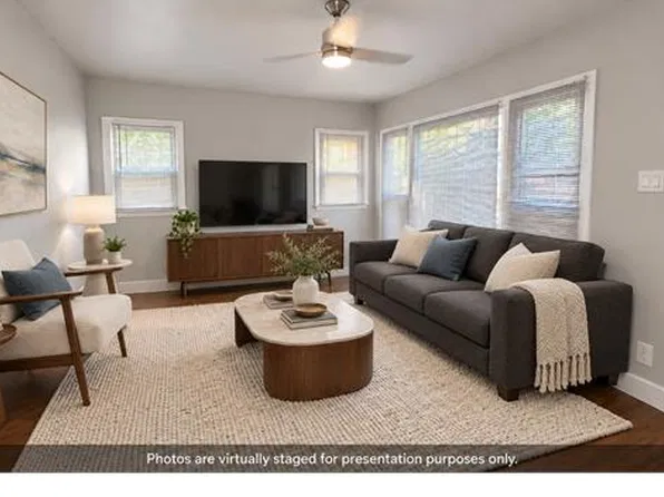 834 W 83rd St, Los Angeles, CA 90044
