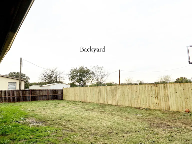 1032 Greg St — Photo 16
