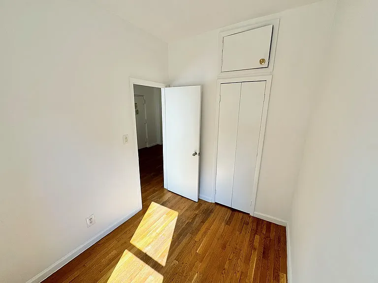 79 Thompson St #2 — Photo 8