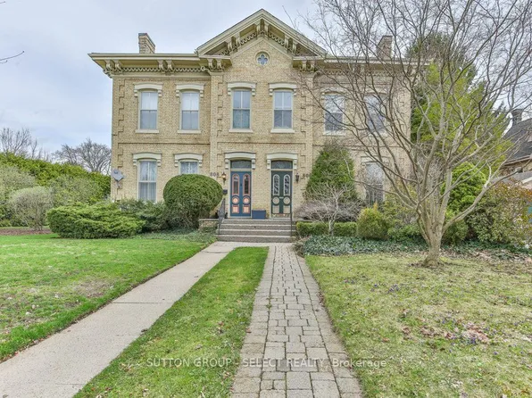 806 Waterloo St, London, ON N6A 3W4