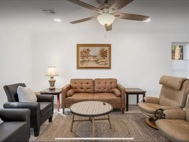 8201 Forest Ridge Dr — Photo 31