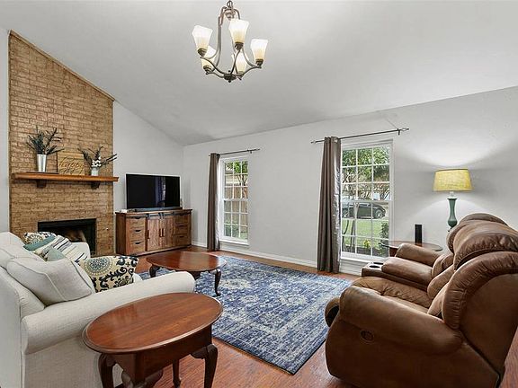 4th image of 3922 Spring Meadow Ln