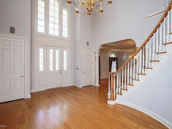 5th image of 1360 Snowberry Ln