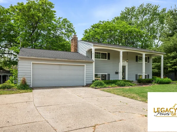 1646 Rose Pkwy SE, Grand Rapids, MI 49506