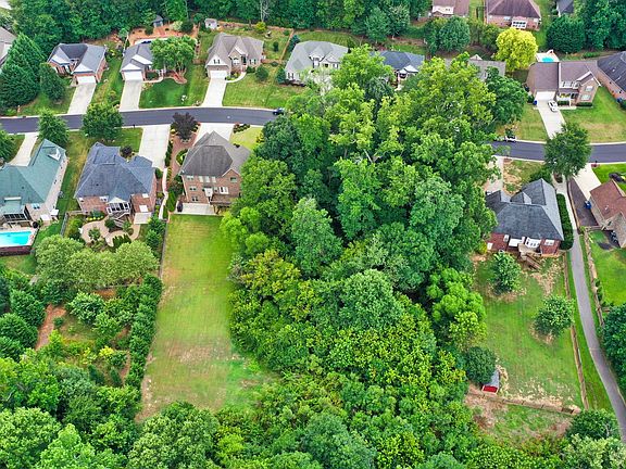5th image of 277 River Birch Cir