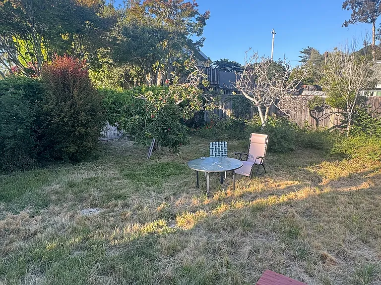 223 Poplar St — Photo 14