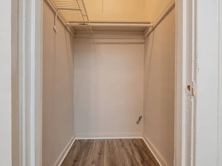 4706 N Beacon — Photo 12