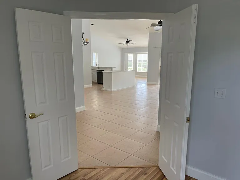 836 Belville Blvd — Photo 9