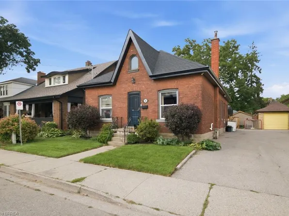 36 Walter St, Brantford, ON N3S 1N6