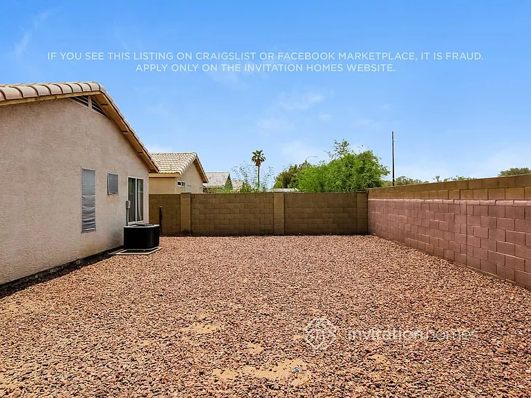 2046 N 90th Ln — Photo 15