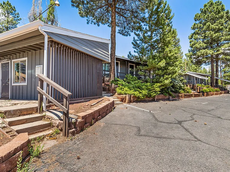 1914 E Mountain View Ave — Photo 22