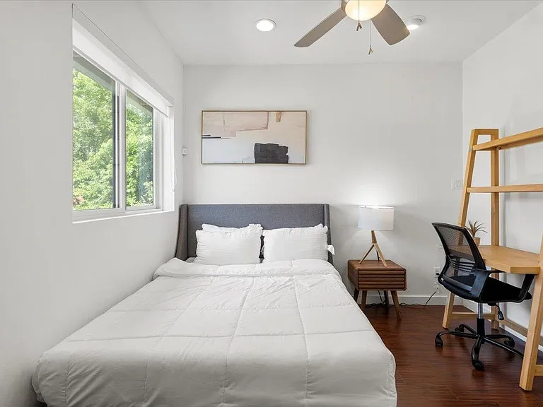 3505 Villa Ct #10 — Photo 23