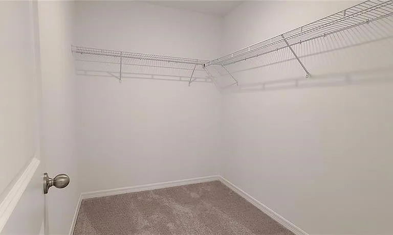 393 Madison Dr — Photo 22