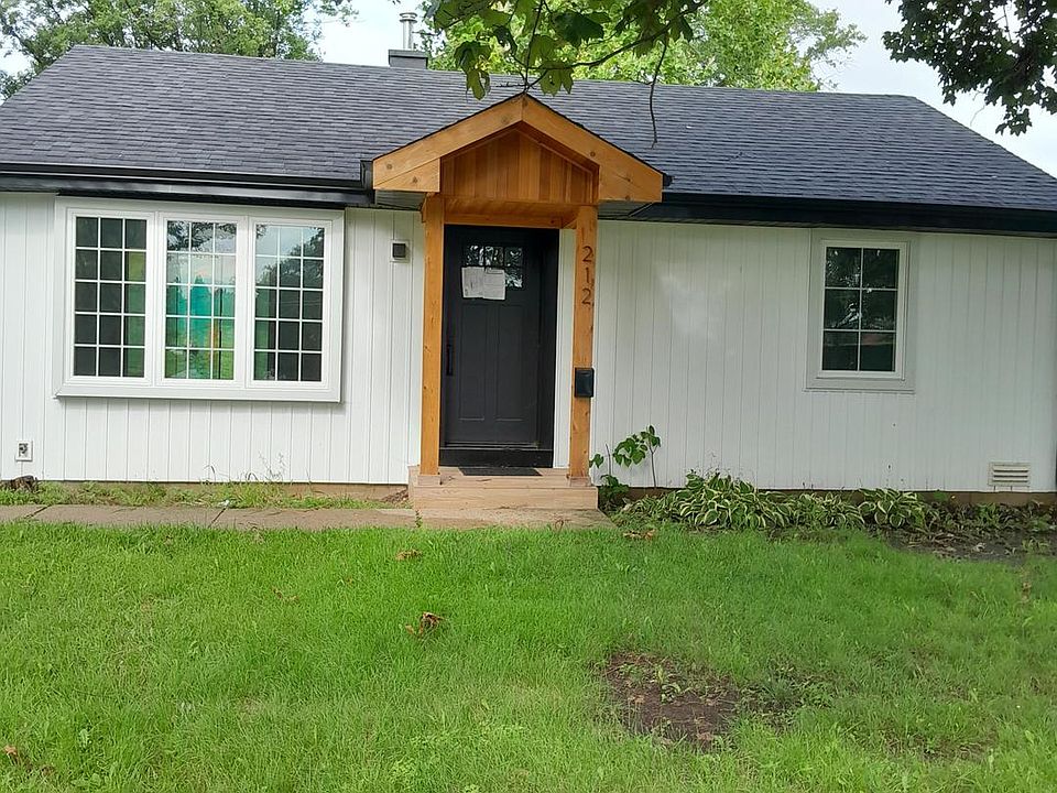 1st image of 212 N Louis St
