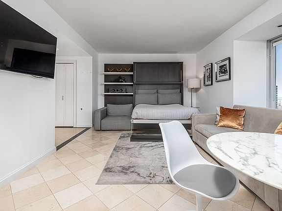 5th image of 150 W 56th St APT 3207