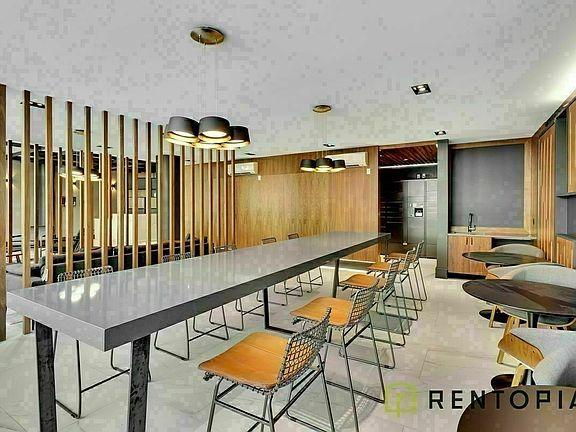 5th image of 535 Franklin Ave #7U