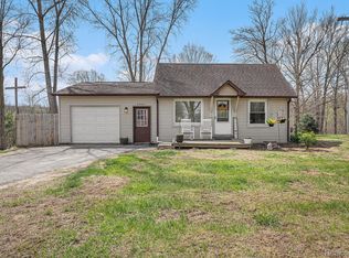 2004 E Deckerville Rd, Caro, MI 48723