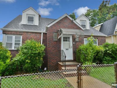 360 Kennedy Dr, Fairview, NJ, 07022