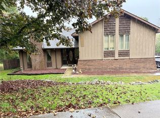 1460 Homestead Dr, East Liverpool, OH 43920