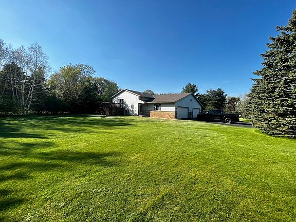 2nd image of W381N6347 Florence Ln