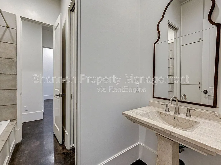 3128 Alabama Ct — Photo 6