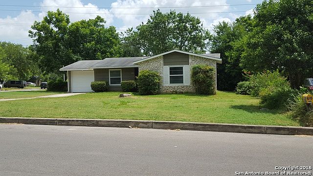 1st image of 906 Stonegate Dr