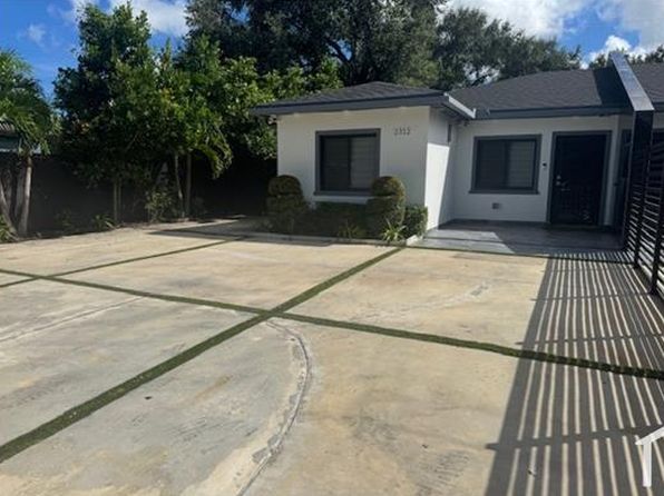 2312 NW 96th St