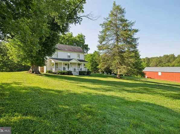 7811 Carters Run Dr, Marshall, VA 20115