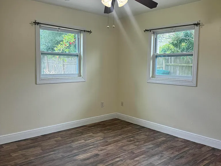 2258 Saint Dunston Ln — Photo 7