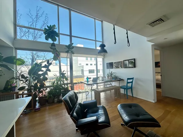 240 North Henry Street image 1 of 12