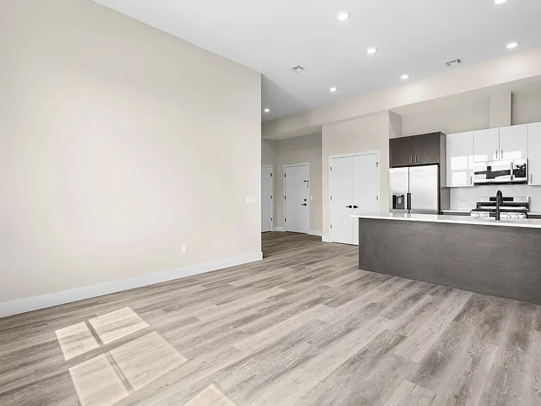 Central 70 Lofts — Photo 32