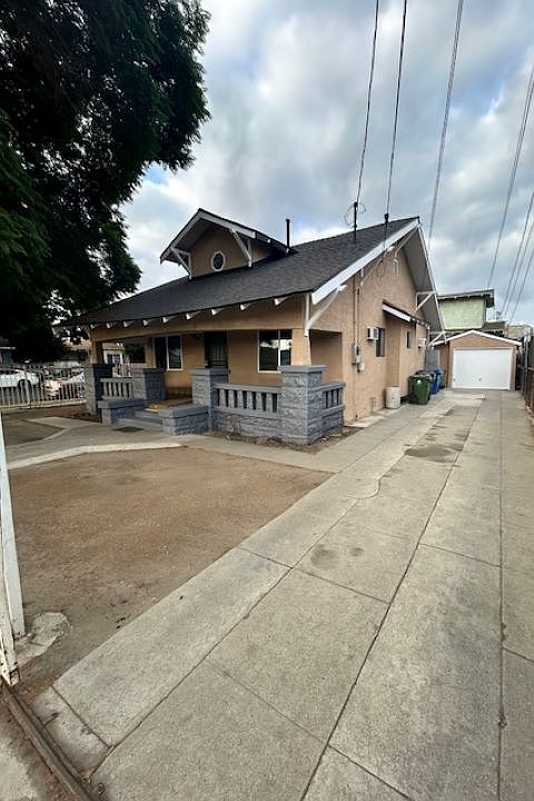 2nd image of 4223 Naomi Ave