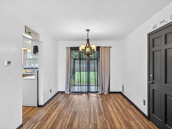 5th image of 18140 Stevens Ct