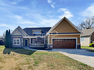 572 Laurel Ln, Murfreesboro, TN 37127
