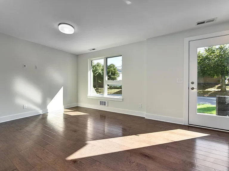 1st Floor Living Room