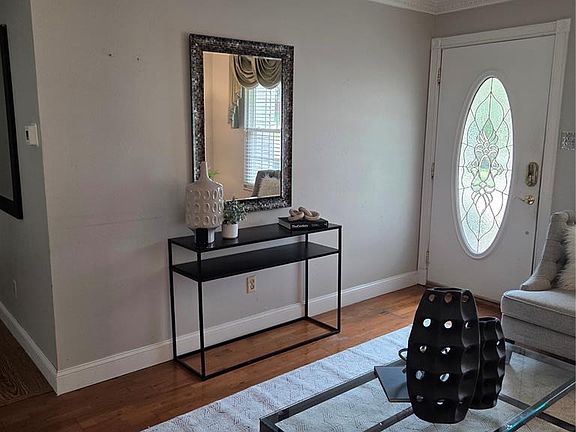 3rd image of 6829 Finchdale Ct