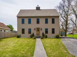 211 W Washington St, Sackets Harbor, NY 13685