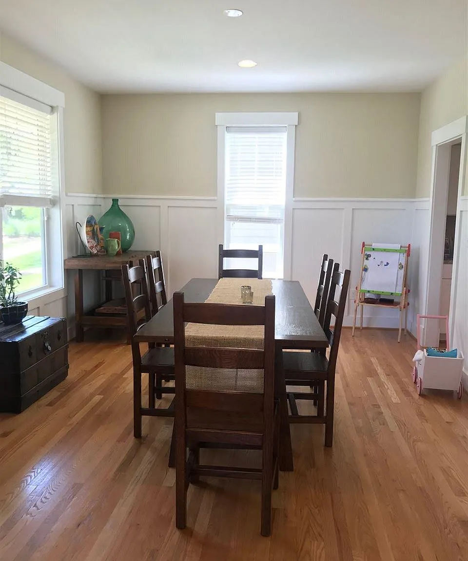 4 bed, 2.5 bath, 2783 sqft, $3,500 — Photo 3