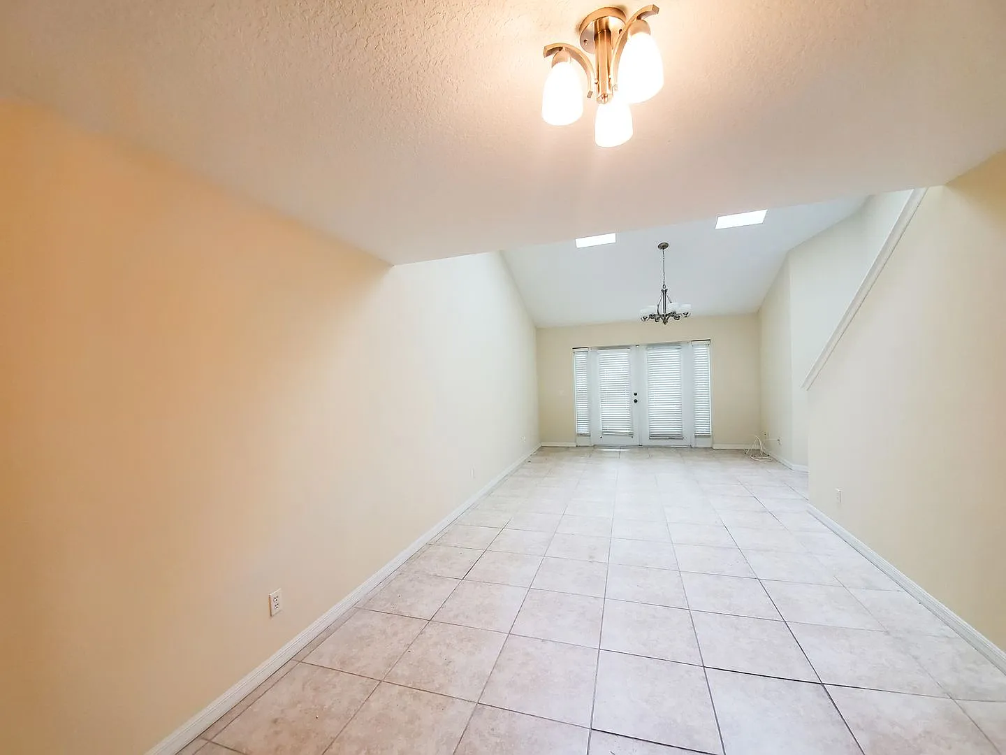 2 Bedrooms plus Loft! — Photo 4