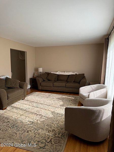 5th image of 4062 Jockey Street