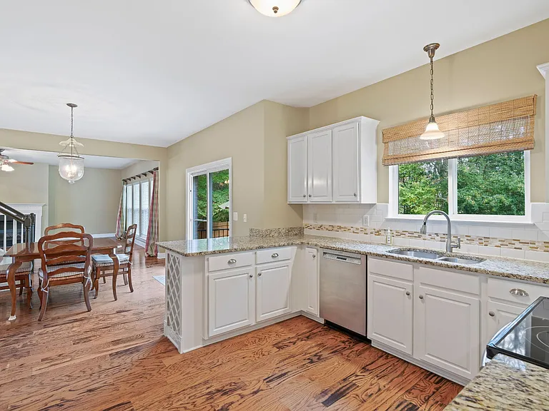 1266 Bridgeton Park Dr — Photo 21