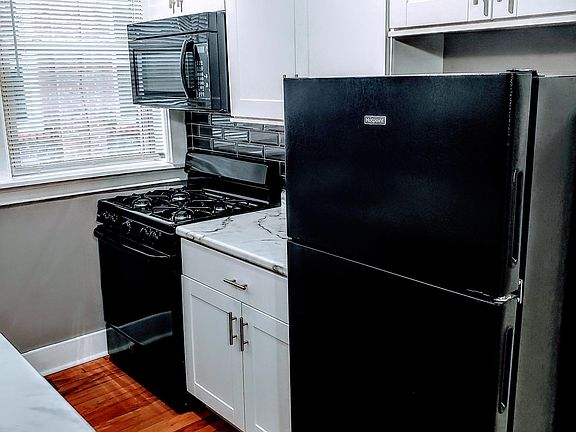 4th image of 6524 Berthold Ave #1W