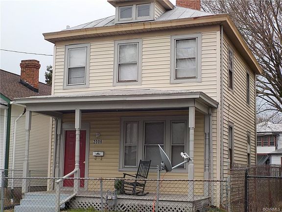 3rd image of 2006 Boston Ave