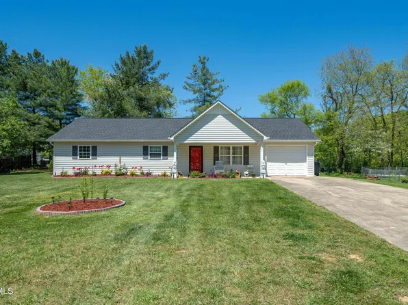 1003 Rocky Ridge Rd, Johnson City, TN 37601