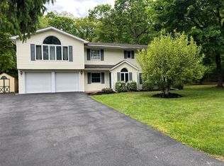 143 Pineview Avenue, Bardonia, NY 10954