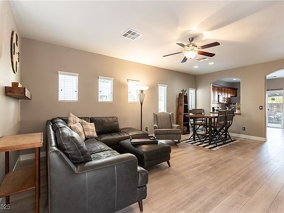 5th image of 8156 Cheerful Valley Ave