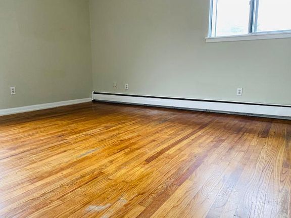 3rd image of 93 Mount Vernon Ave #6A