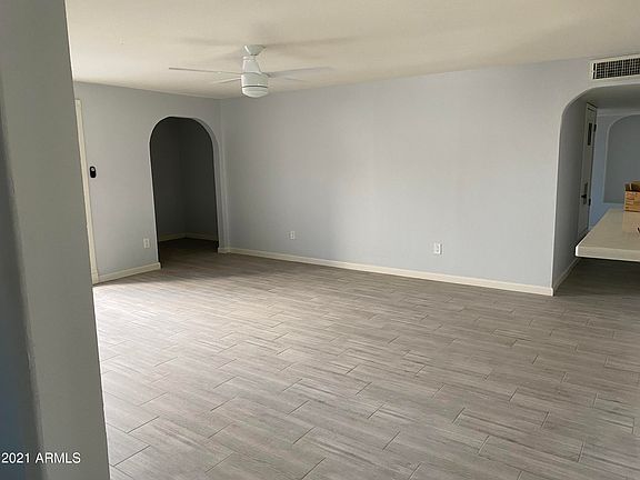 5th image of 1814 N 60th Dr